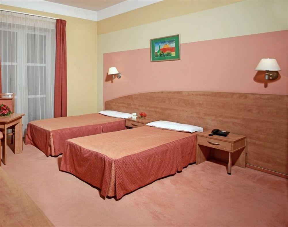 Comfortbiznes Pruszków Exteriér fotografie