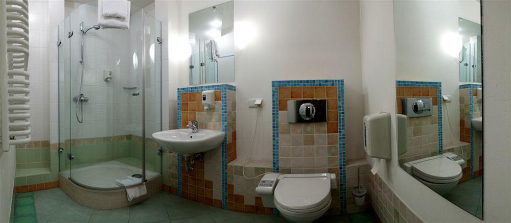 Comfortbiznes Pruszków Exteriér fotografie