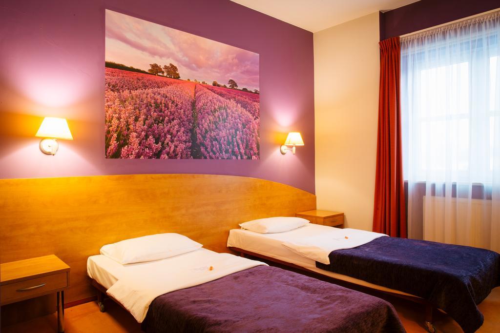 Comfortbiznes Pruszków Exteriér fotografie