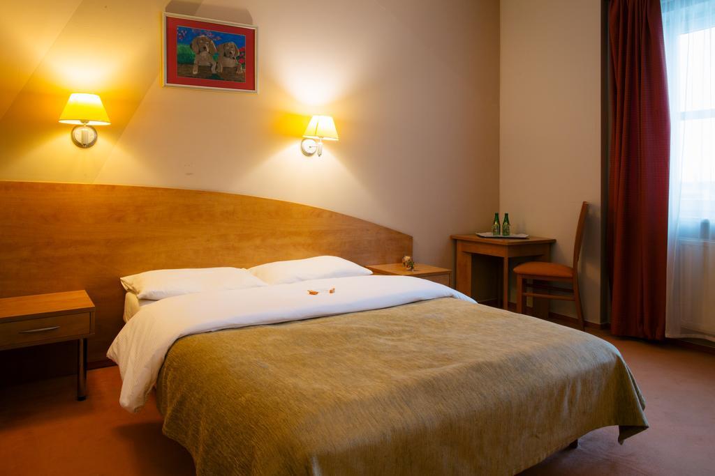 Comfortbiznes Pruszków Exteriér fotografie